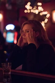 Camille Preaker  (Amy Adams)