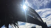 Die Sidney Harbour Bridge ist ein wahrer Touristenmagnet.