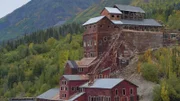 Zu Spitzenzeiten arbeiteten rund fünfhundertfünfzig Männer in der heute verlassenen Kennecott Miene.
