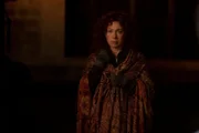 Sarah Bishop (Alex Kingston)
