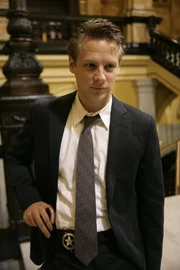Tim Gutterson  (Jacob Pitts)