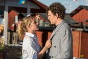 Jule (Anna Hausburg) beginnt zu zweifeln, ob Ole (Sebastian Kaufmane) der Richtige für sie ist.