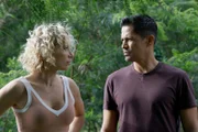 Juliet Higgins (Perdita Weeks) und Thomas Magnum (Jay Hernandez)  +++