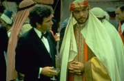 Columbo (Peter Falk, l.); Hassan Salah (Hector Elizondo, r.)