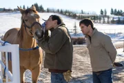 Scott (Nathaniel Arcand, l.); Ty (Graham Wardle, r.)