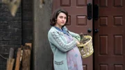 Blanche Dellow (Madeleine Worrall)