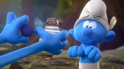 Mit Papa Schlumfps Zauberpulver verwandelt Jokey Poeti in Gargamels Mutter.