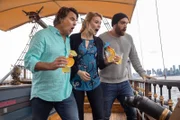 (v.l.n.r.) Greg Covington (Ted McGinley); Evie Covington (Tori Anderson); Xavier Holliday (Joshua Sasse)