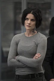 Jaimie Alexander (Jane Doe).