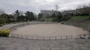Die Arena von Lutetia – das heutige Paris – bot 17.000 Zuschauern Platz. Dort fanden Theatervorstellungen, aber auch Kämpfe auf Leben und Tod statt.