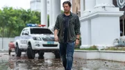 Alex Walker (Christian Kane)
