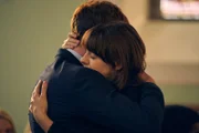 Marianne (Daisy Edgar-Jones) ist in dieser schweren Zeit für Connell (Paul Mescal) da. Als sich die beiden wiedersehen, hat Marianne Connell etwas wichtiges zu sagen.