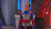 Henry Hart (Jace Norman)