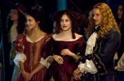 L-P: Sophie (Maddison Jaizani), Béatrice (Amira Casar), Chevalier (Evan Williams)
