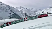 Dank der Panoramawagen können die Passagiere die sagenhafte Aussicht ungehindert genießen.