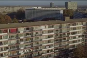 Der Wohnkomplex im Amsterdamer Migrantenviertel Bijlmer war Schauplatz der Tragödie.