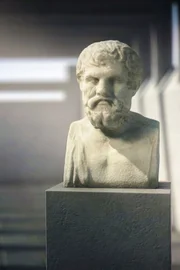 Der griechische Gelehrte Xenophon. Um 400 vor Christus beschimpft er die Athener für ihren unwürdigen Umgang mit alten Menschen.