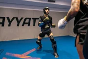 Sami Zarabi floh 2015 mit seiner Familie aus Afghanistan und arbeitet nun als professioneller MMA-Kämpfer.