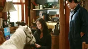 Lou (Michelle Morgan) und Scott (Nathaniel Arcand)