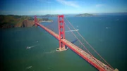 Die Golden Gate Bridge ist das Wahrzeichen San Franciscos. Sie ist eine der ersten gigantischen Hängebrücken und gab den Startschuss für den Wettlauf um den Bau immer größerer Brückenkonstruktionen.