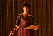 Sarah (Dagney Kerr)