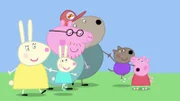 v.li. Miss Rabbit, Rebecca Rabbit, Daddy Pig, Granddad Dog, Danny Dog, Peppa Pig