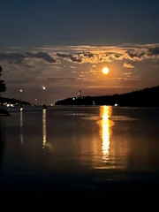 Halifax Harbour bei Nacht.