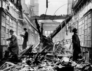 Das historische Haus von Lord Ilchester aus dem 17. Jahrhundert, das bei den jüngsten Luftangriffen auf London beschädigt wurde.