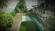 In dem luxuriösen Hotelpool schwammen einst Promis, Politiker und Diktatoren.