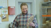 Der Film erzählt die Geschichte der Schreibmaschine und des Paternosters, von Kohleofen und Teppichklopfer.