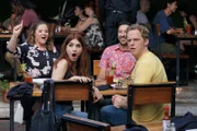 (v.l.n.r.) Lindsay (Kether Donohue); Gretchen (Aya Cash); Edgar (Desmin Borges); Jimmy (Chris Geere)