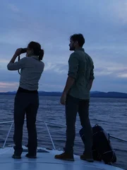 Jessica Chobot und Phil Torres fahren mit dem Boot auf den Lake Champlain, um ein legendäres Ungeheuer zu untersuchen.