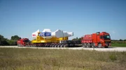 Der wertvolle Magnet ist über den Wasserweg nach Frankreich gelangt. Nun muss das siebzehn Meter lange Frachtstück bis nach Saint-Paul-lès-Durance geschafft werden.
