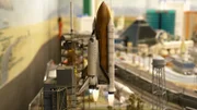 Space Shuttle Reparatur im Modellbauabschnitt USA