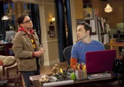 Leonard Hofstadter (Johnny Galecki, l.); Sheldon Cooper (Jim Parsons, r.)
