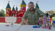 Sebastian Lege deckt auf, wie Kindermarketing funktioniert.