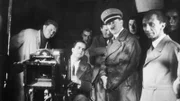 Hitler und Goebbels zu Besuch bei der UFA