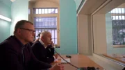 ARD/rbb ANSCHLAG AUF DEN WEIHNACHTSMARKT, "Das Netzwerk der Islamisten". Es war der schlimmste islamistische Anschlag in Deutschland. Am 19. Dezember 2016 ermordete der Tunesier Anis Amri in Berlin zwölf Menschen und verletzte mehr als einhundert. Zum Leid der Opfer blieb die versprochene „lückenlose Aufklärung“ bisher aus. Anhand exklusiver Bilder und Interviews blickt der Film auf den inner circle um den Attentäter und seine Auftraggeber.