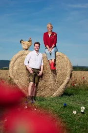 Moderatorin Inka Bause und Bauernreporter Ralf Herrmann  +++