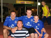 Rhys Jones (r.)