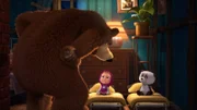 Der Bär knöpft sich Mascha und Panda vor.