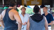 Alex Walker (Christian Kane) und Ernesto Alamares (Arthur Acuña)