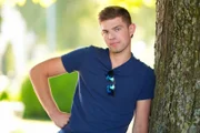 Mutterkuhhalter Paul (22) aus Sachsen   +++