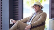 Alex Walker (Christian Kane)