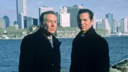 Detective Lennie Briscoe (Jerry Orbach, l.) und Detective Reynaldo Curtis (Benjamin Bratt)