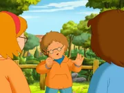 Laura und Sofie lassen sich zusammen von dem frechen Fabian nichts gefallen.
