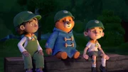 L-R: Simi, Paddington, Jonathan Brown