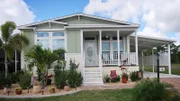 Ein Rubbellos verändert das Leben von Carl und seiner Frau Cheryl. Nach dem Vorbild des Hauses von Freunden soll David Bromstad für das Paar eine beschauliche Immobilie mit offenem Raumkonzept in Florida finden.
