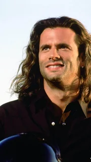 Reno Raines (Lorenzo Lamas)