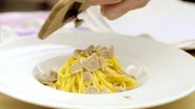 Tajarin-Nudeln mit frisch geriebenem Trüffel